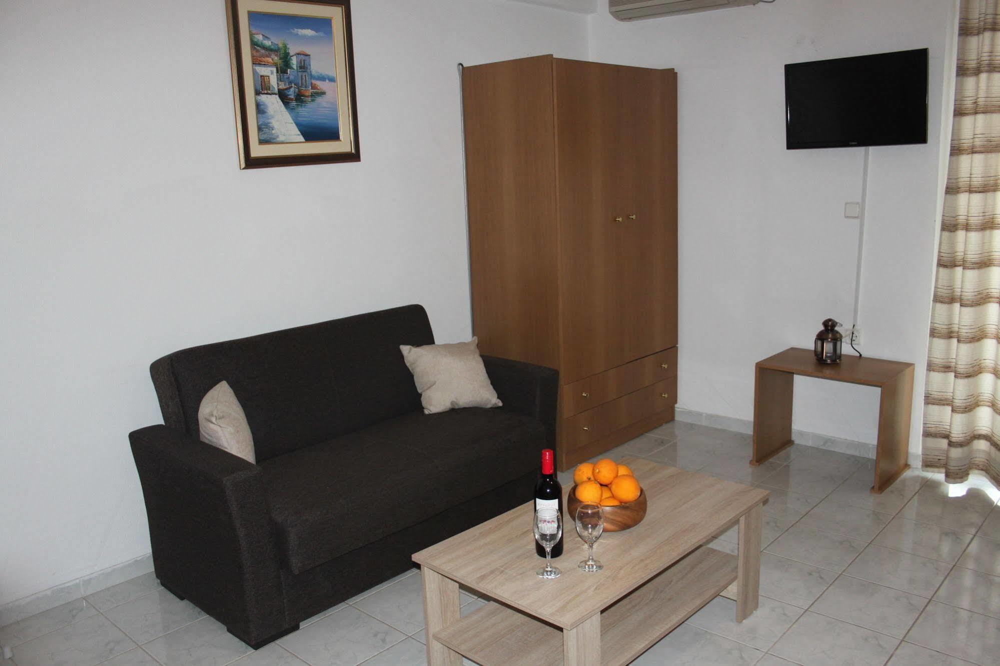 123 Armonia Studios Loutra Edipsou  Exterior foto